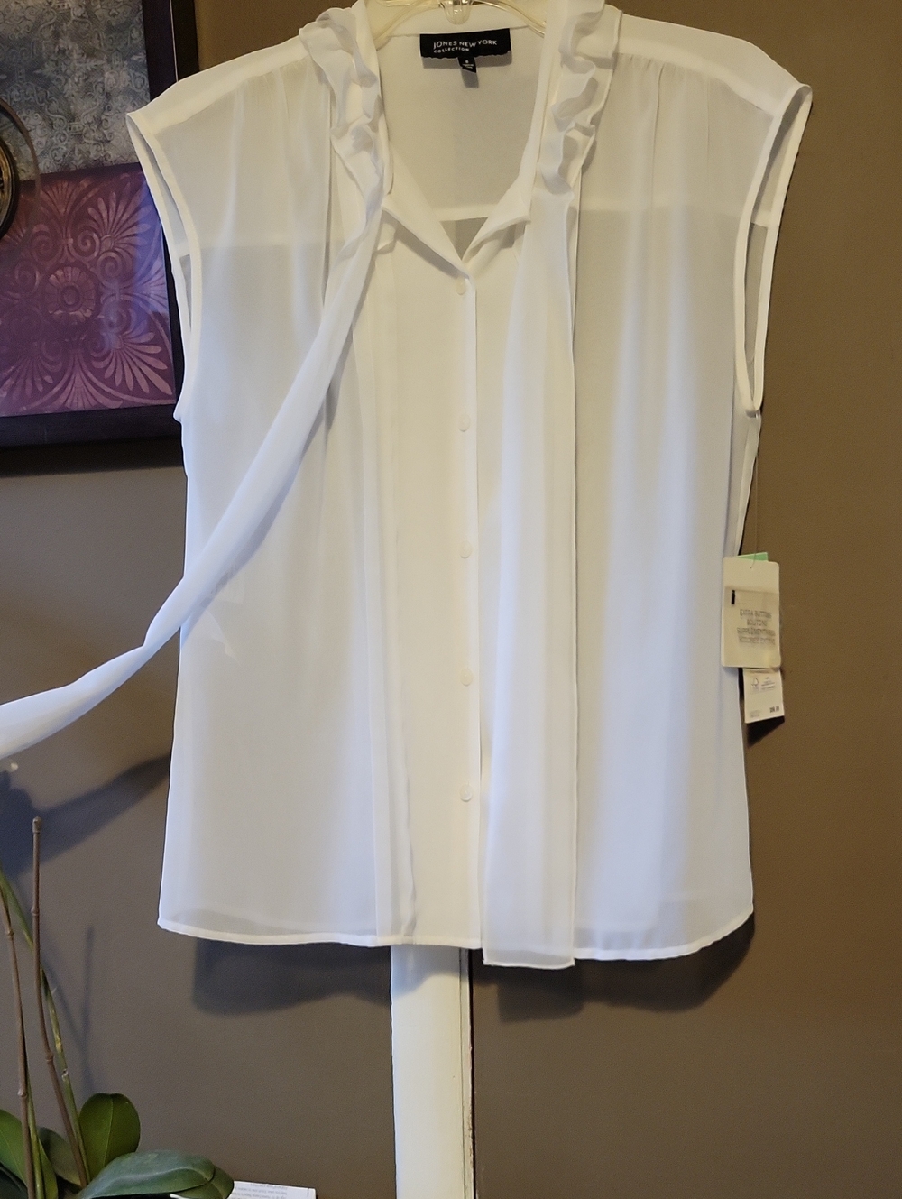 Jones New York White Sleeveless Tie-Neck Blouse with Ruffle Detail